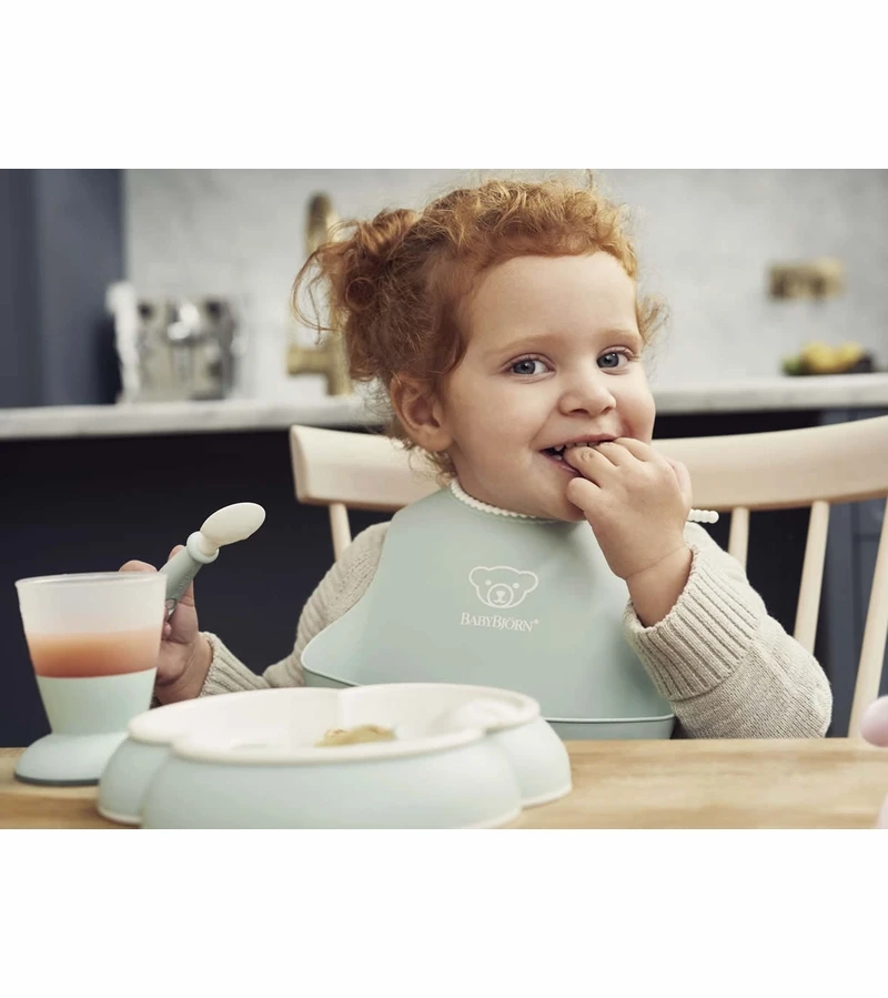 BabyBjorn Baby Dinner Set - Powder Green 4 BabyBjorn Baby Dinner Set - Powder Green - Image 2