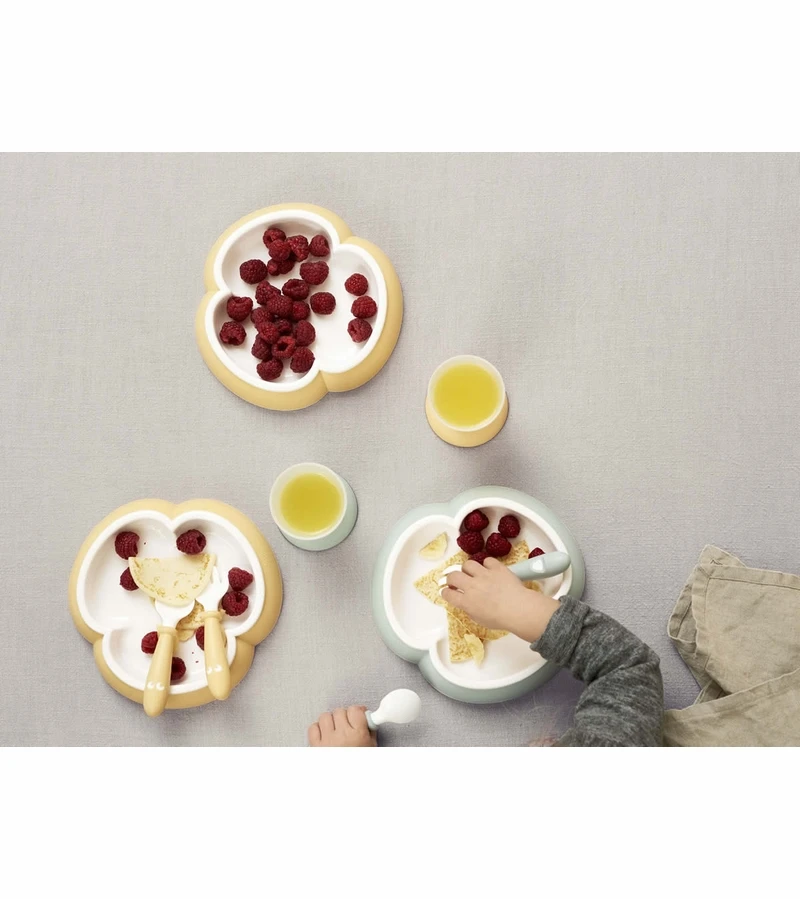 BabyBjorn Baby Feeding Set, Powder Yellow 5 BabyBjorn Baby Feeding Set, Powder Yellow - Image 3