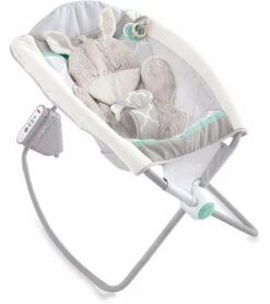 Fisher Price Fisher-Price Deluxe Newborn Auto Rock 'n Play Sleeper - Safari Dreams