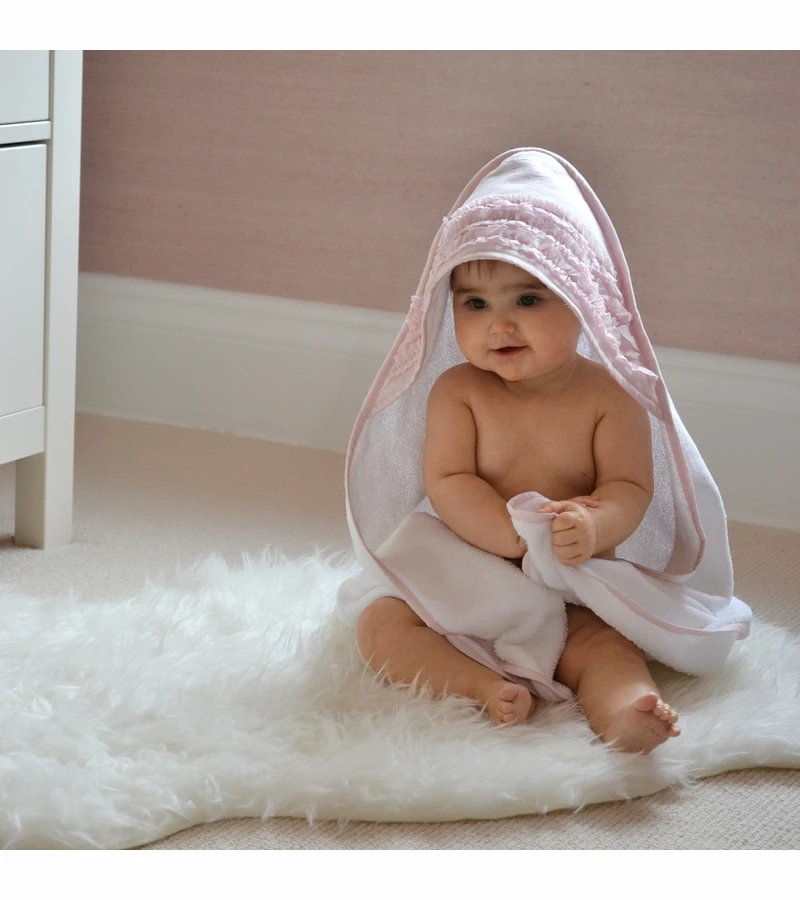Hello Spud Organic Cotton Hooded Towel And Washcloth Set - Petite Ruffle Pink 5 Hello Spud Organic Cotton Hooded Towel And Washcloth Set - Petite Ruffle Pink - Image 3