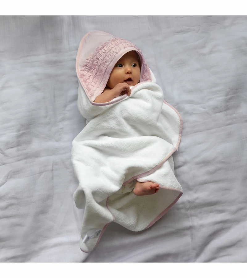 Hello Spud Organic Cotton Hooded Towel And Washcloth Set - Petite Ruffle Pink 7 Hello Spud Organic Cotton Hooded Towel And Washcloth Set - Petite Ruffle Pink - Image 5