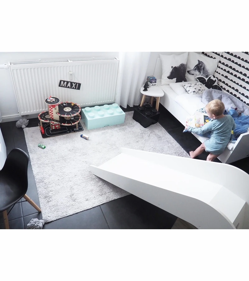 Lorena Canals Ombre Rug - Dark Grey (4' X 5' 3") 6 Lorena Canals Ombre Rug - Dark Grey (4' X 5' 3") - Image 4