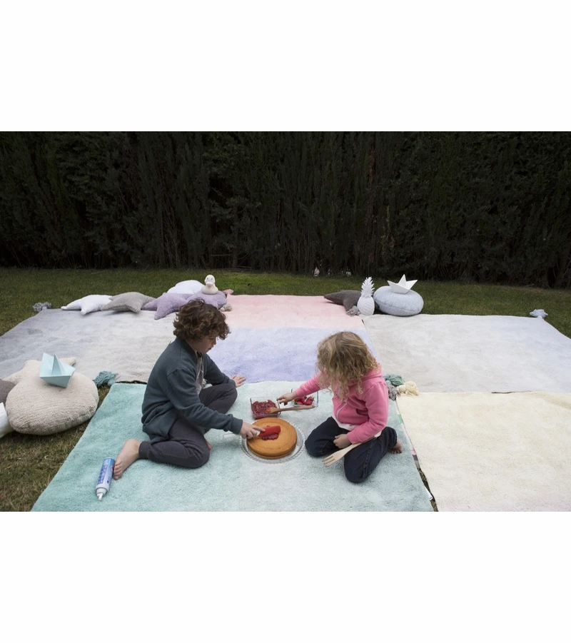 Lorena Canals Ombre Rug - Emerald (4' X 5' 3") 7 Lorena Canals Ombre Rug - Emerald (4' X 5' 3") - Image 5