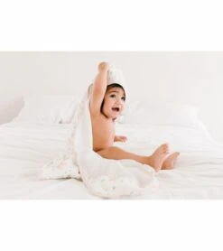 Loulou Lollipop Hooded Towel Set - Bunny Meadow -Little Unicorn Store loulou lollipop hooded towel set bunny meadow 136