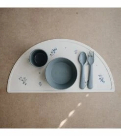 Mushie Silicone Place Mat - Lilac Flowers -Little Unicorn Store mushie silicone place mat lilac flowers 110