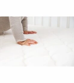 Newton Wovenaire Crib Mattress - Cloud White 11 Newton Wovenaire Crib Mattress - Cloud White -Little Unicorn Store newton wovenaire crib mattress cloud white 39