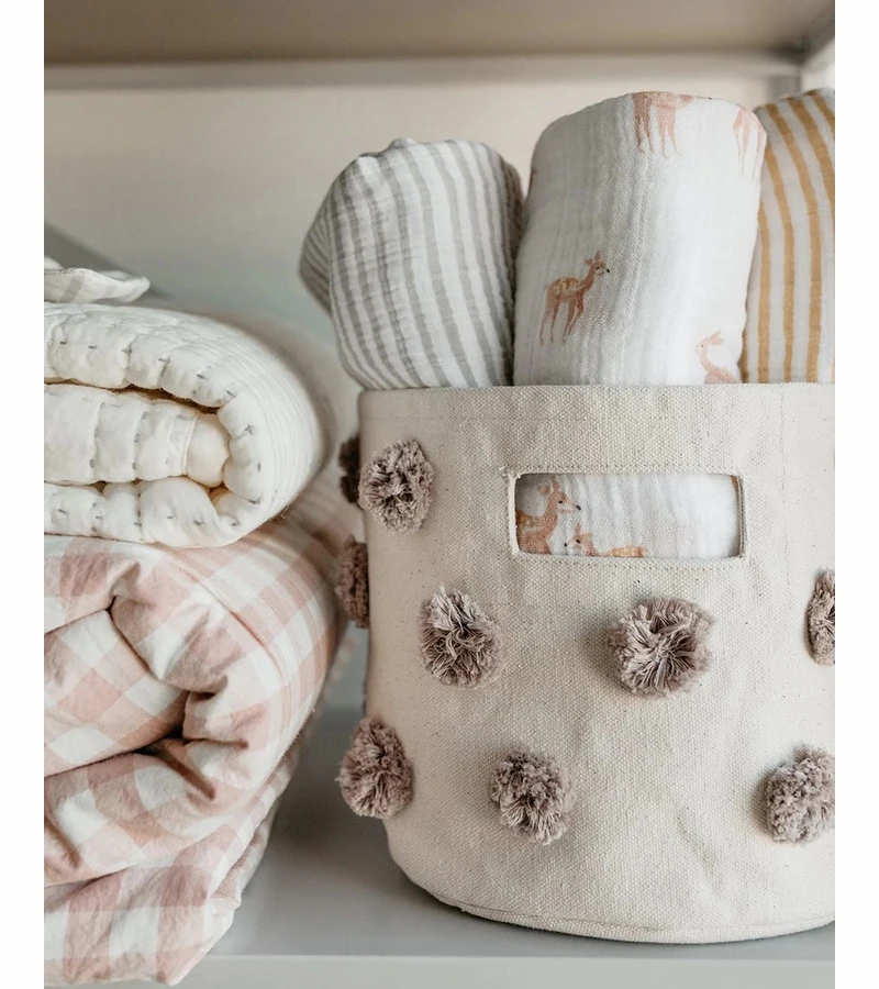 Petit Pehr Pom Pom Basket - Mini - Mauve 4 Petit Pehr Pom Pom Basket - Mini - Mauve - Image 2