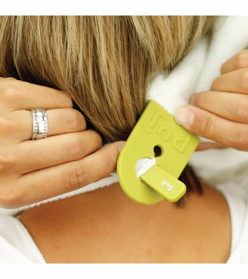 Puj Hug Hands Free Infant Hooded Towel 6 Puj Hug Hands Free Infant Hooded Towel - Image 4