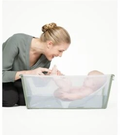Stokke Flexi Bath Heat Sensitive Tub + Newborn Support - Transparent Green -Little Unicorn Store stokke flexi bath heat sensitive tub newborn support transparent green 151